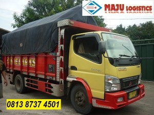 Sewa Truk Bekasi Tangerang